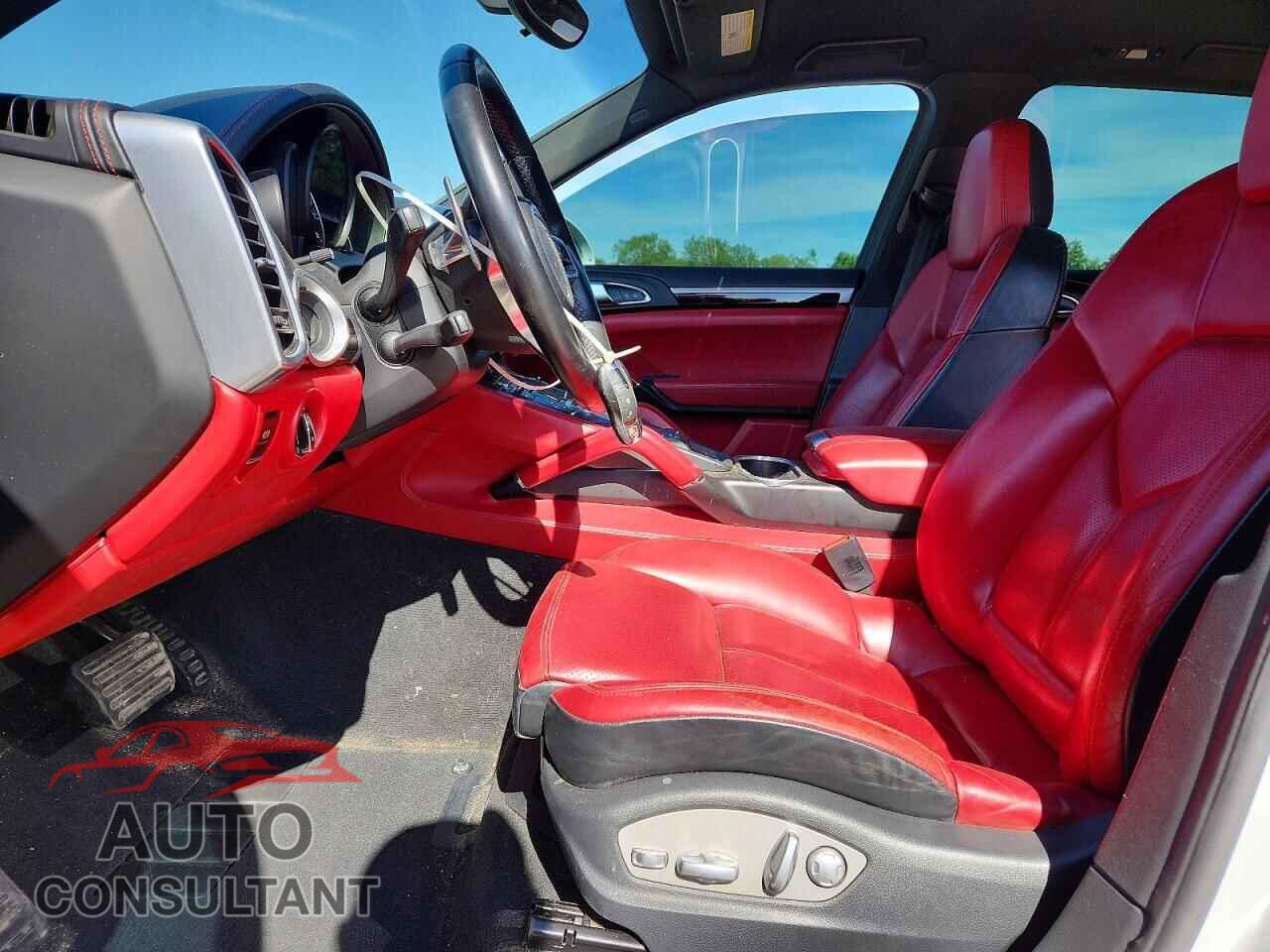 PORSCHE CAYENNE 2016 - WP1AA2A25GLA02315