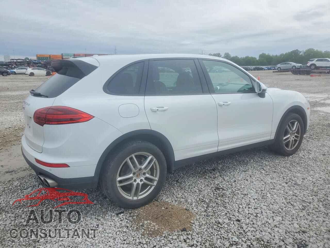 PORSCHE CAYENNE 2015 - WP1AB2A27FLA61149