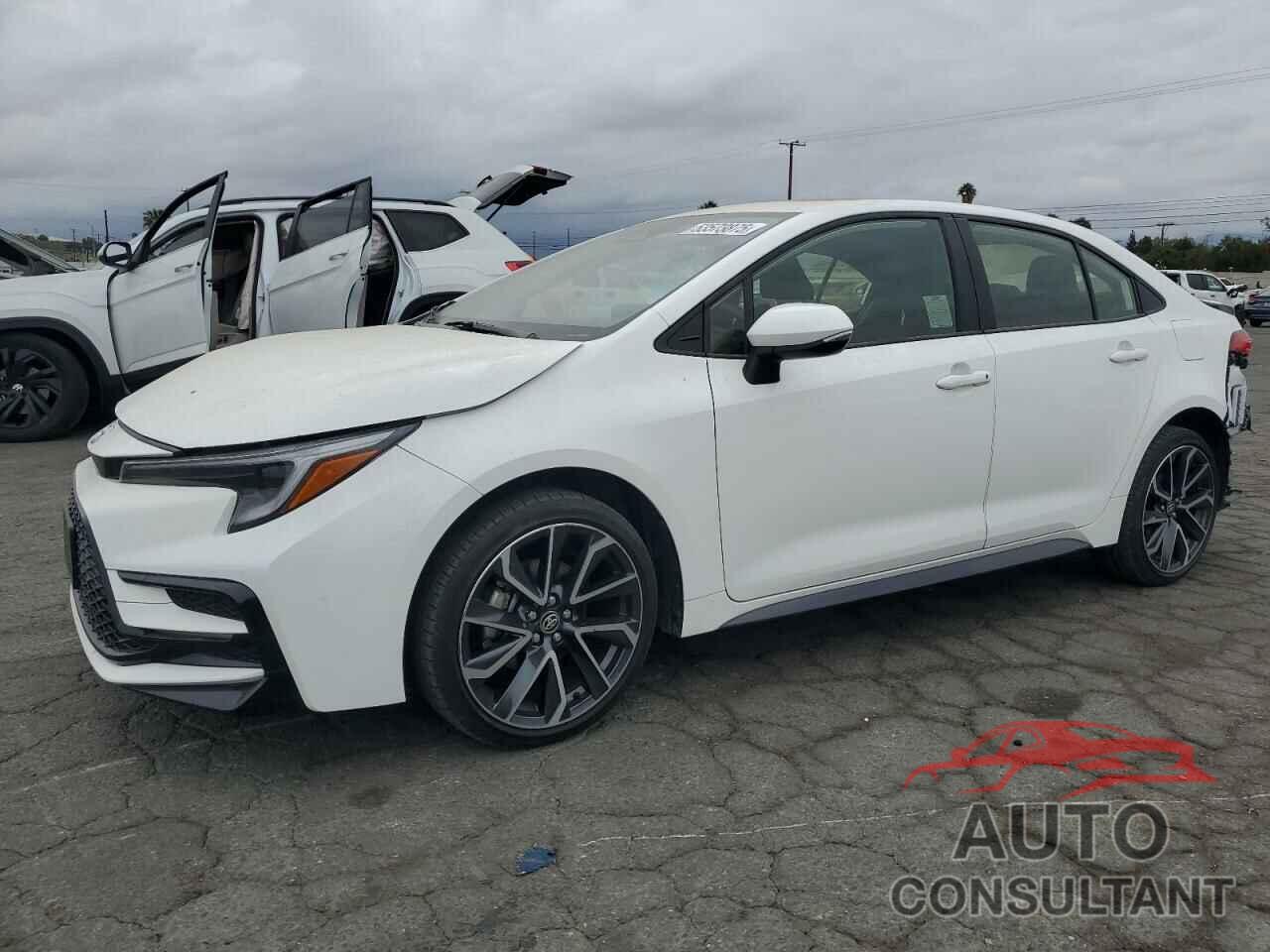 TOYOTA COROLLA 2024 - JTDBCMFEXRJ037283