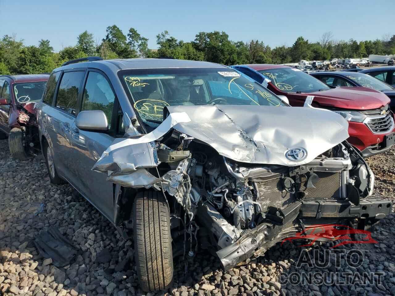 TOYOTA SIENNA 2017 - 5TDYZ3DC9HS768955