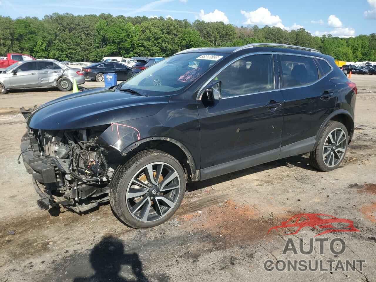 NISSAN ROGUE 2018 - JN1BJ1CP2JW183469