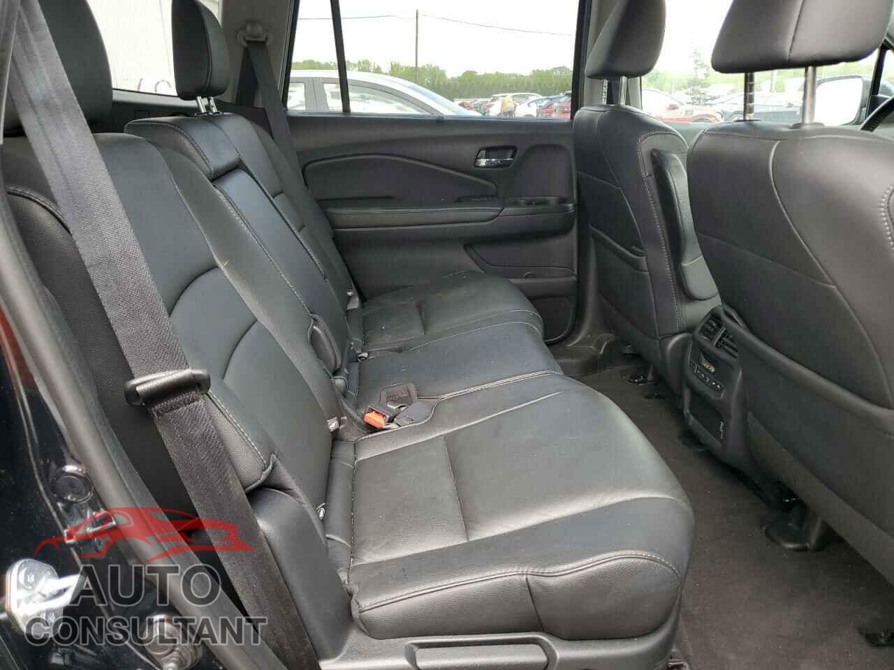 HONDA PILOT 2021 - 5FNYF6H56MB088564