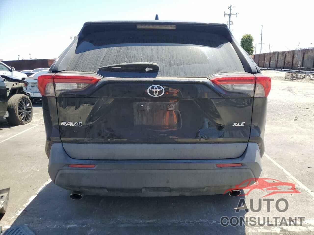 TOYOTA RAV4 2021 - 2T3W1RFV2MC110856