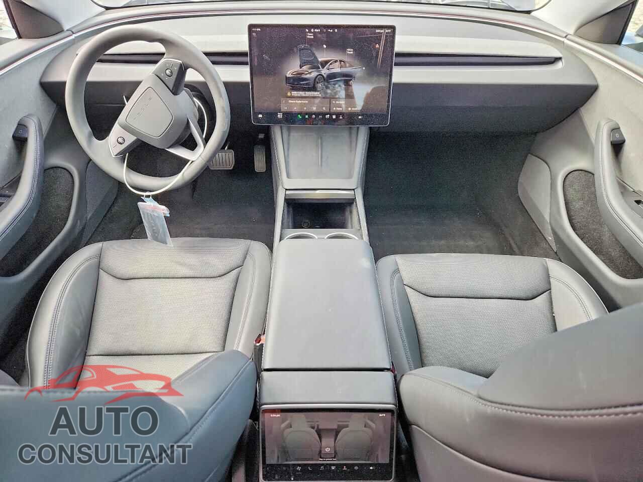 TESLA MODEL 3 2024 - 5YJ3E1EA4RF824460