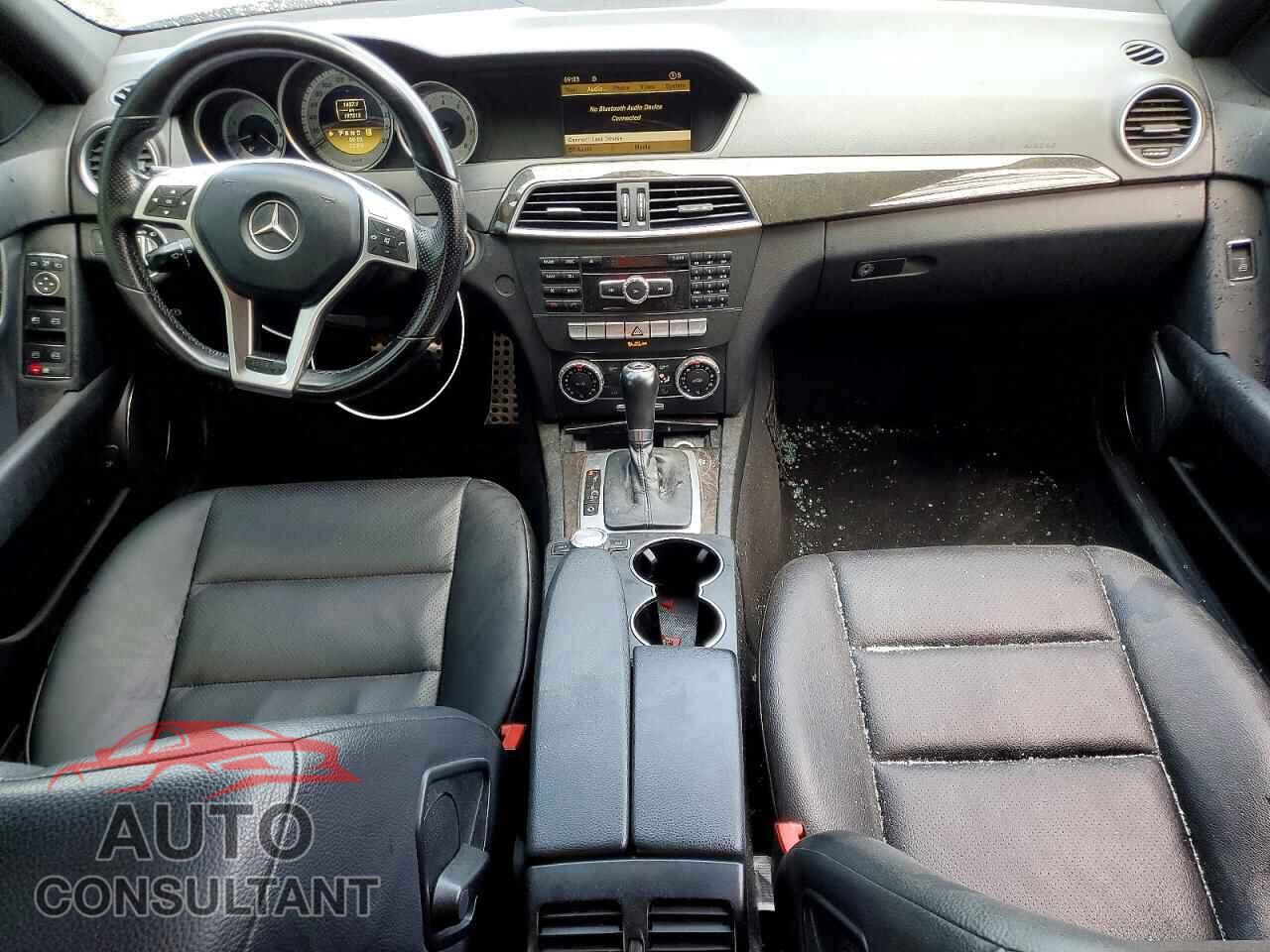 MERCEDES-BENZ C-CLASS 2012 - WDDGF8BB1CA605899