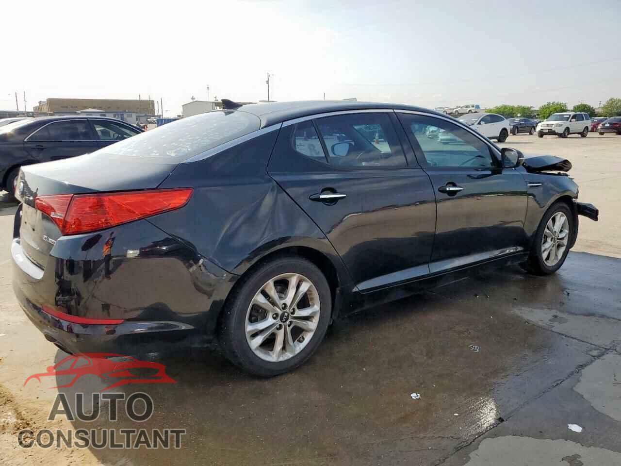 KIA OPTIMA 2011 - KNAGN4A64B5159181