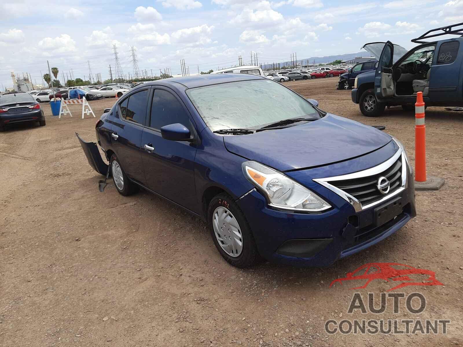 NISSAN VERSA 2018 - 3N1CN7AP4JL864768