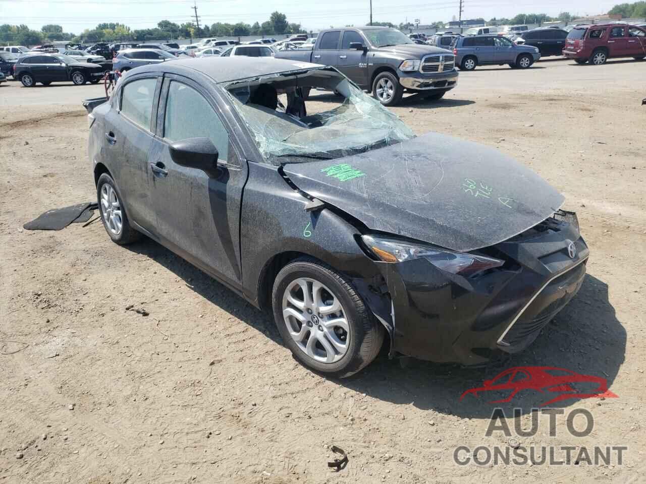 TOYOTA YARIS 2018 - 3MYDLBYVXJY320326