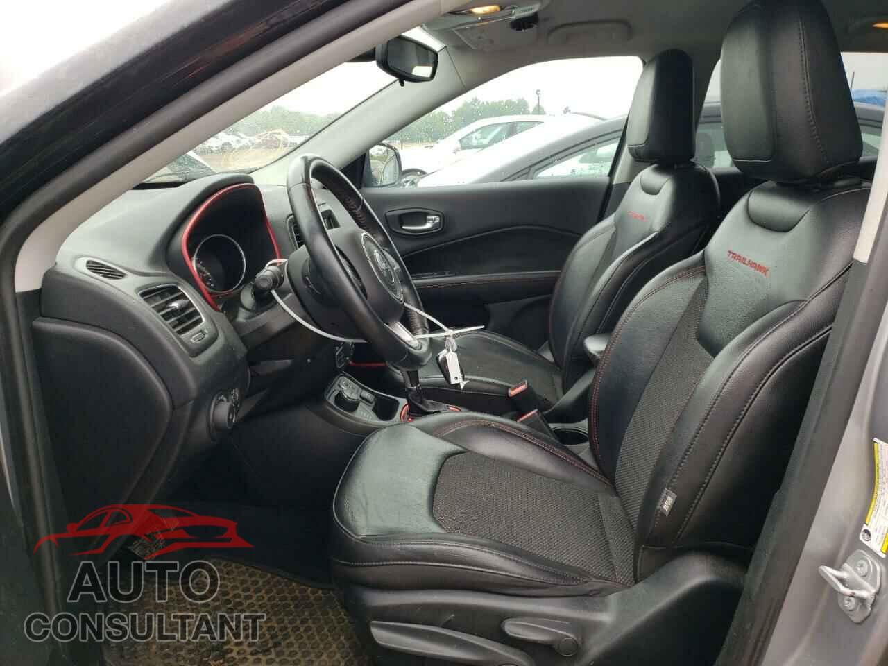 JEEP COMPASS 2019 - 3C4NJDDB4KT681954