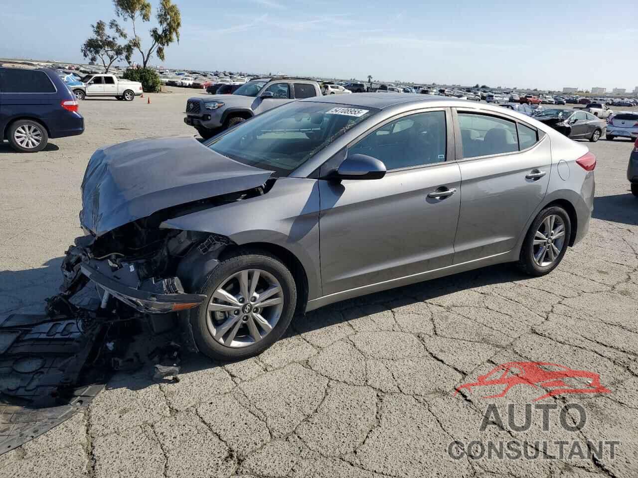 HYUNDAI ELANTRA 2018 - KMHD84LF7JU518906