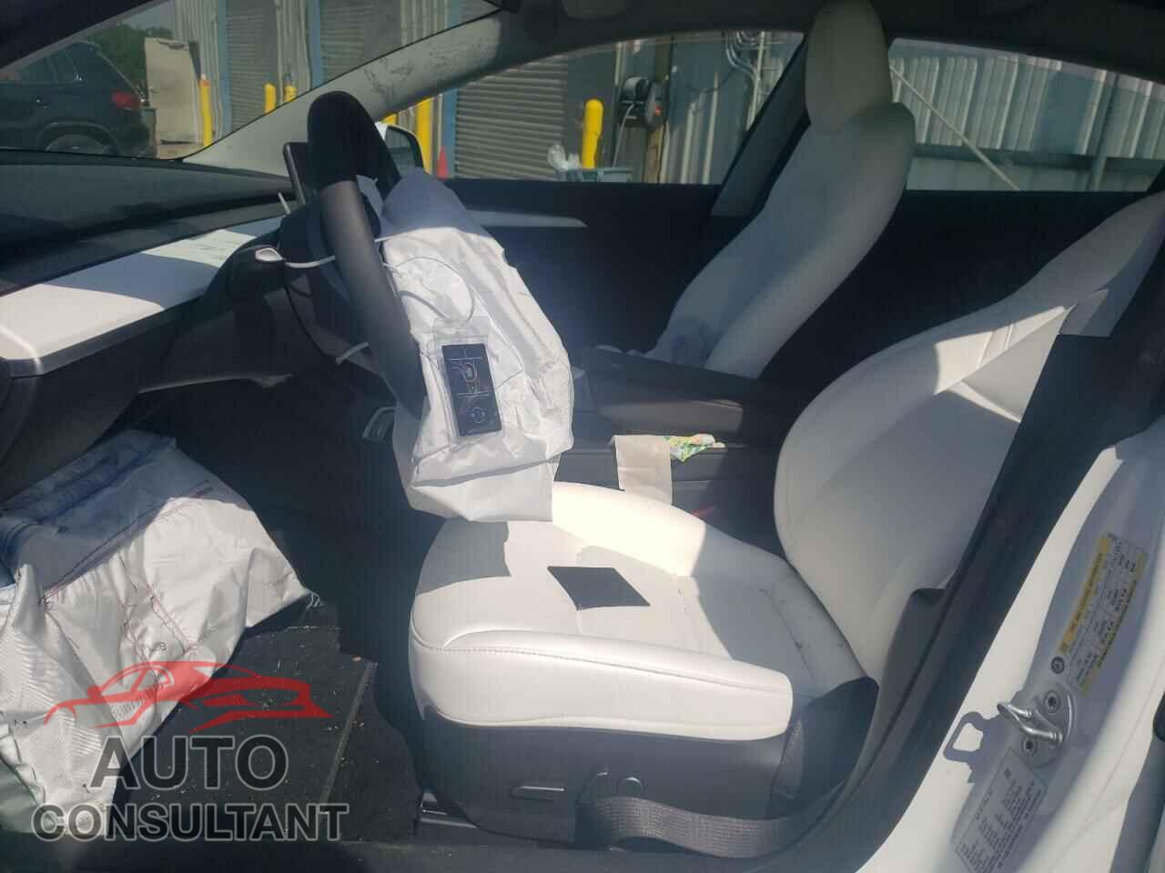 TESLA MODEL 3 2023 - 5YJ3E1EBXPF697509