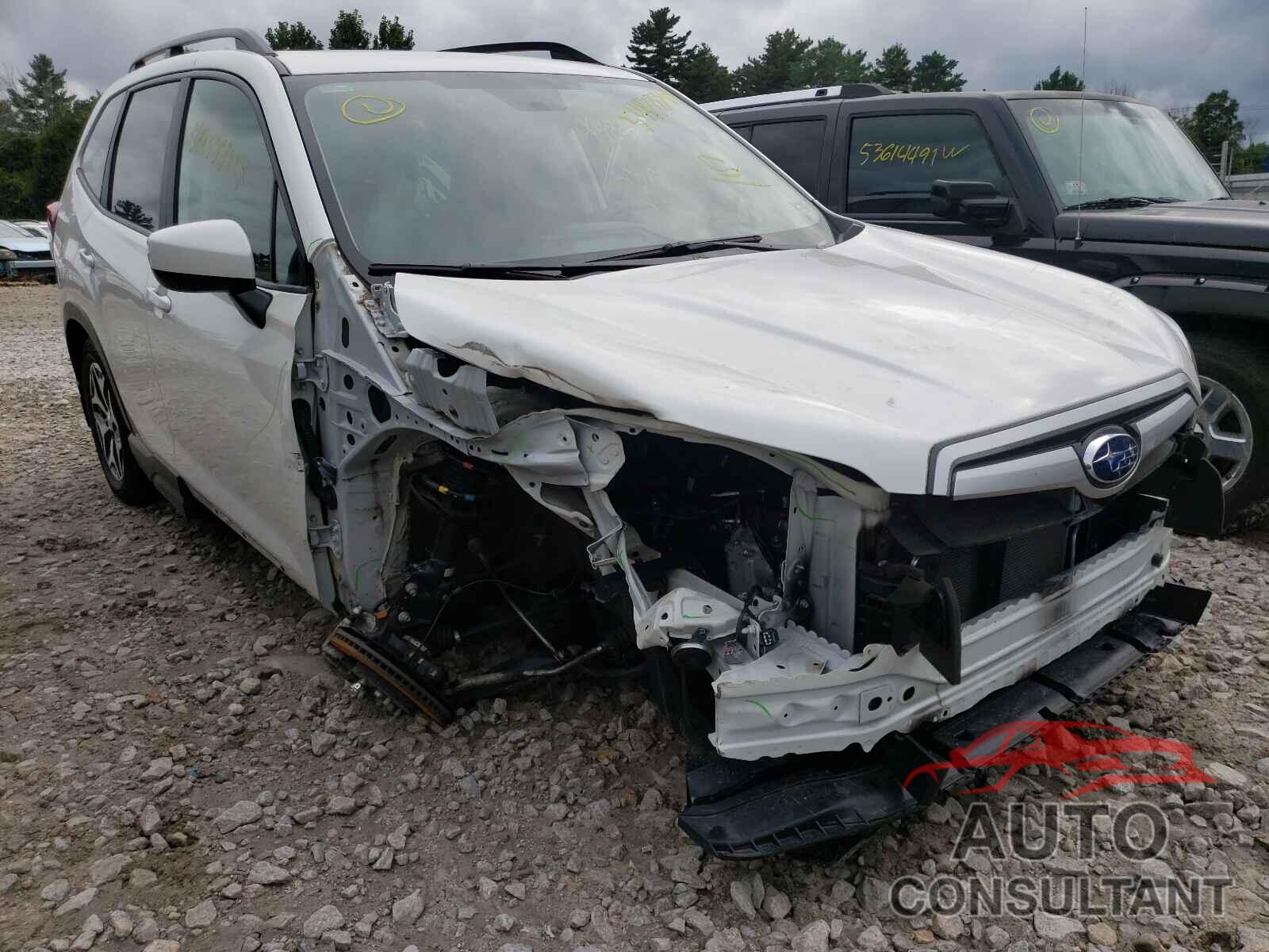 SUBARU FORESTER 2019 - JF2SKAGC0KH411347