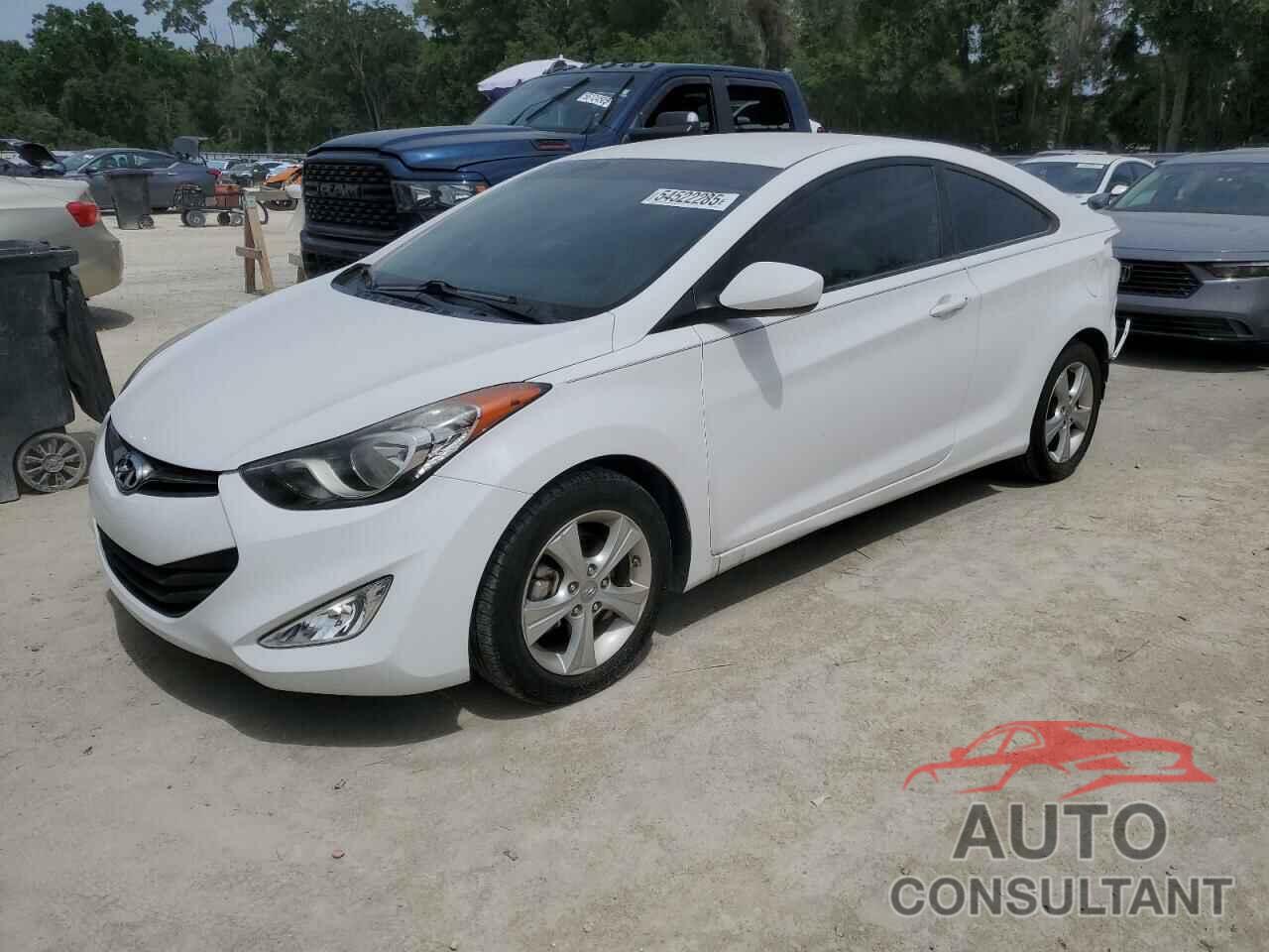 HYUNDAI ELANTRA 2013 - KMHDH6AE1DU012272