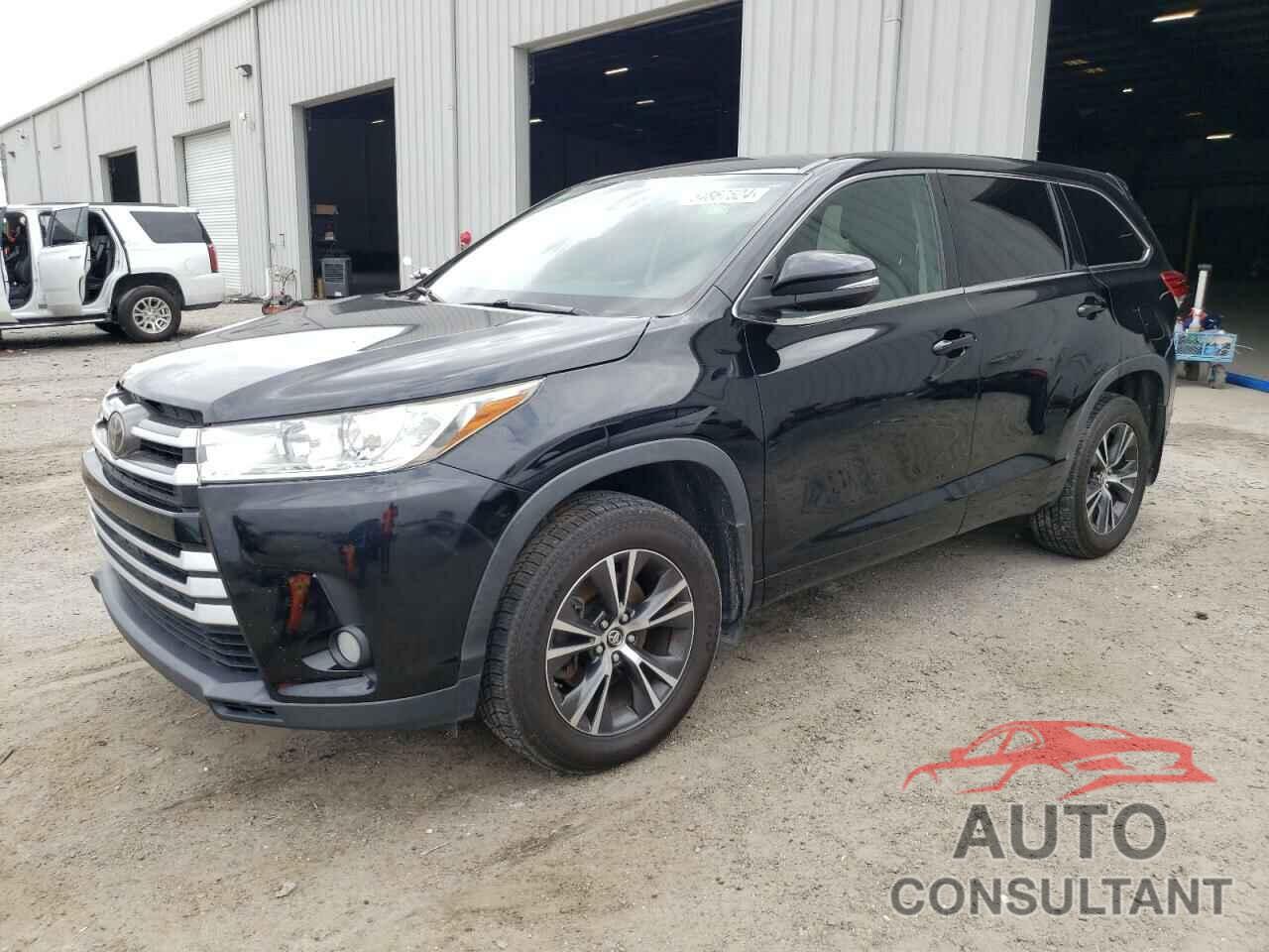 TOYOTA HIGHLANDER 2018 - 5TDBZRFH3JS492280