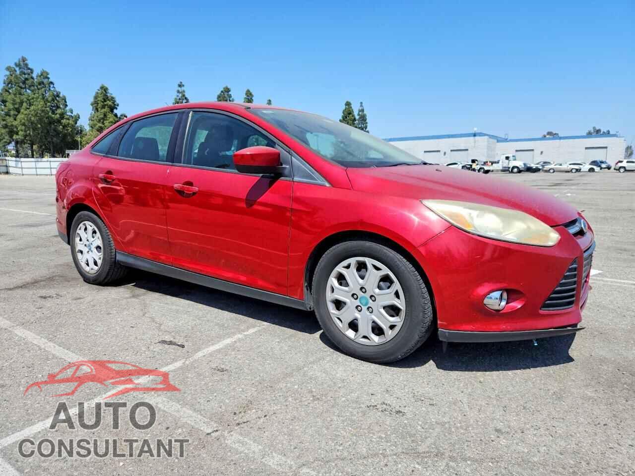 FORD FOCUS 2012 - 1FAHP3F28CL233108