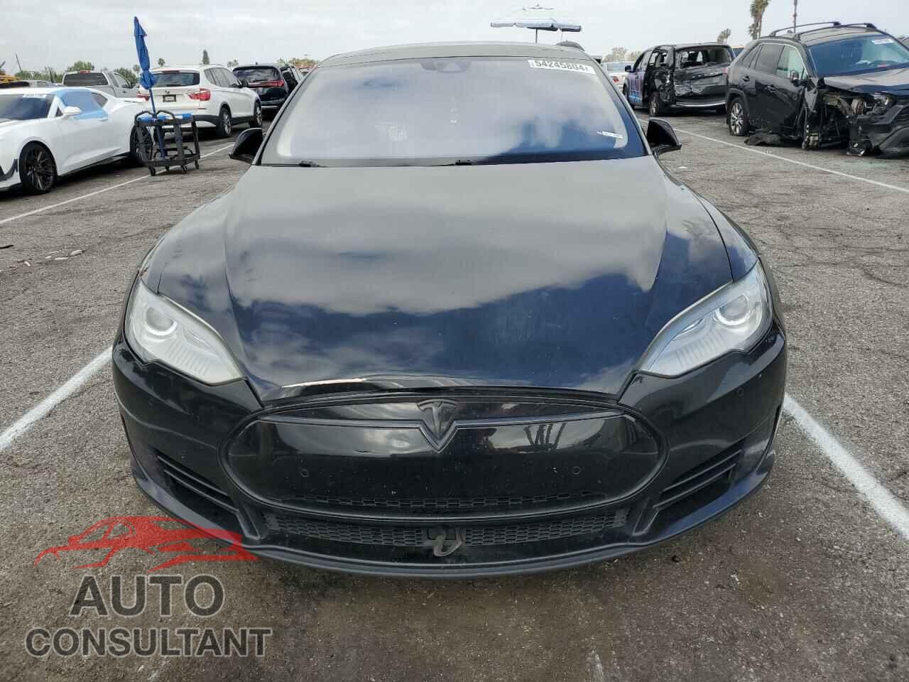 TESLA MODEL S 2016 - 5YJSA1E11GF122150