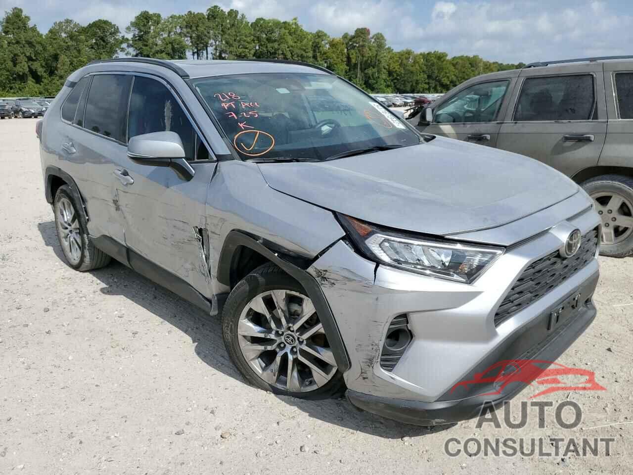 TOYOTA RAV4 2021 - 2T3C1RFV2MC105921