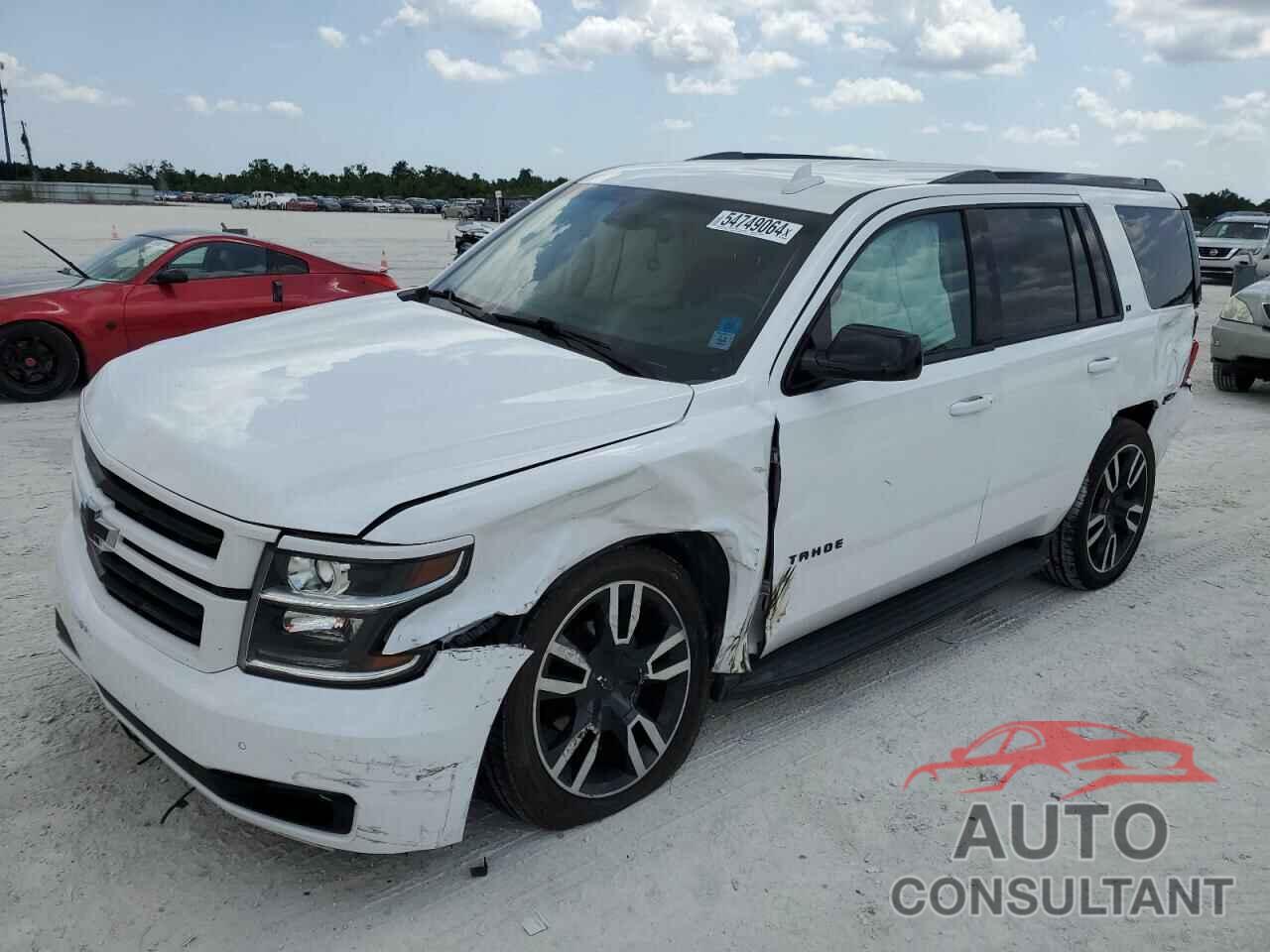 CHEVROLET TAHOE 2018 - 1GNSCBKC4JR317111