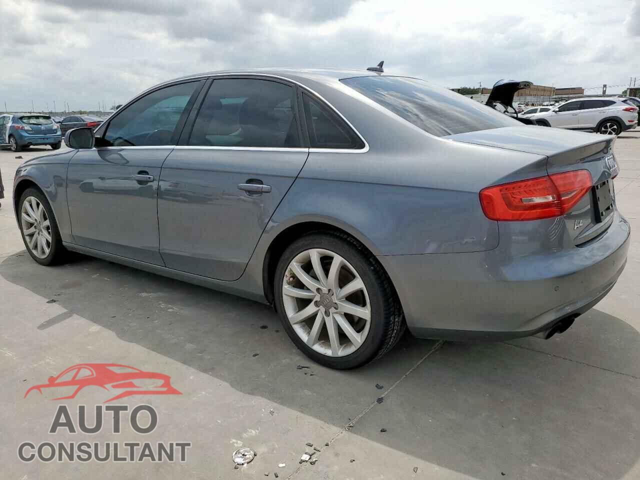 AUDI A4 2013 - WAUFFAFL2DN036620
