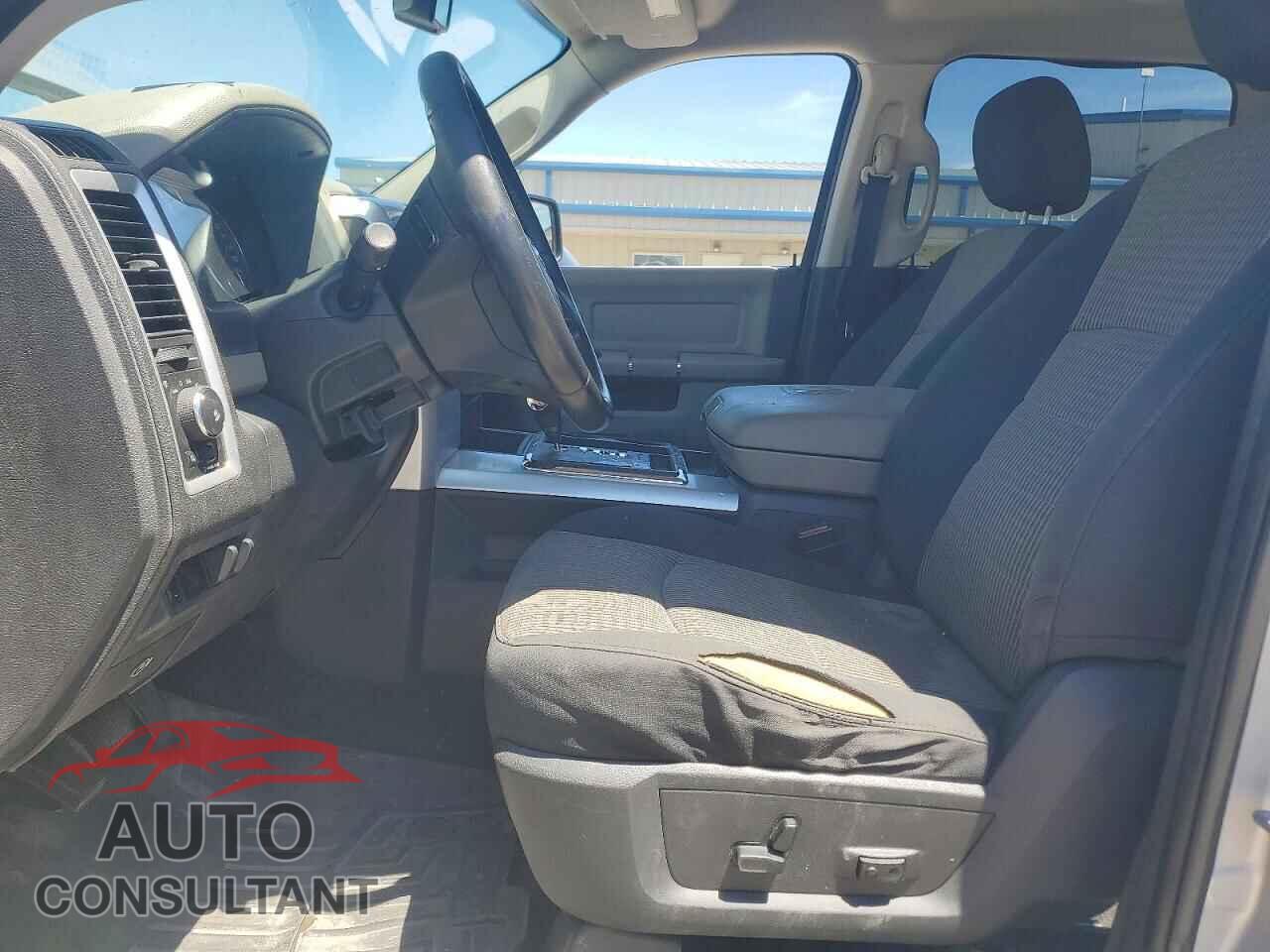 DODGE RAM 1500 2012 - 1C6RD7LT1CS201691