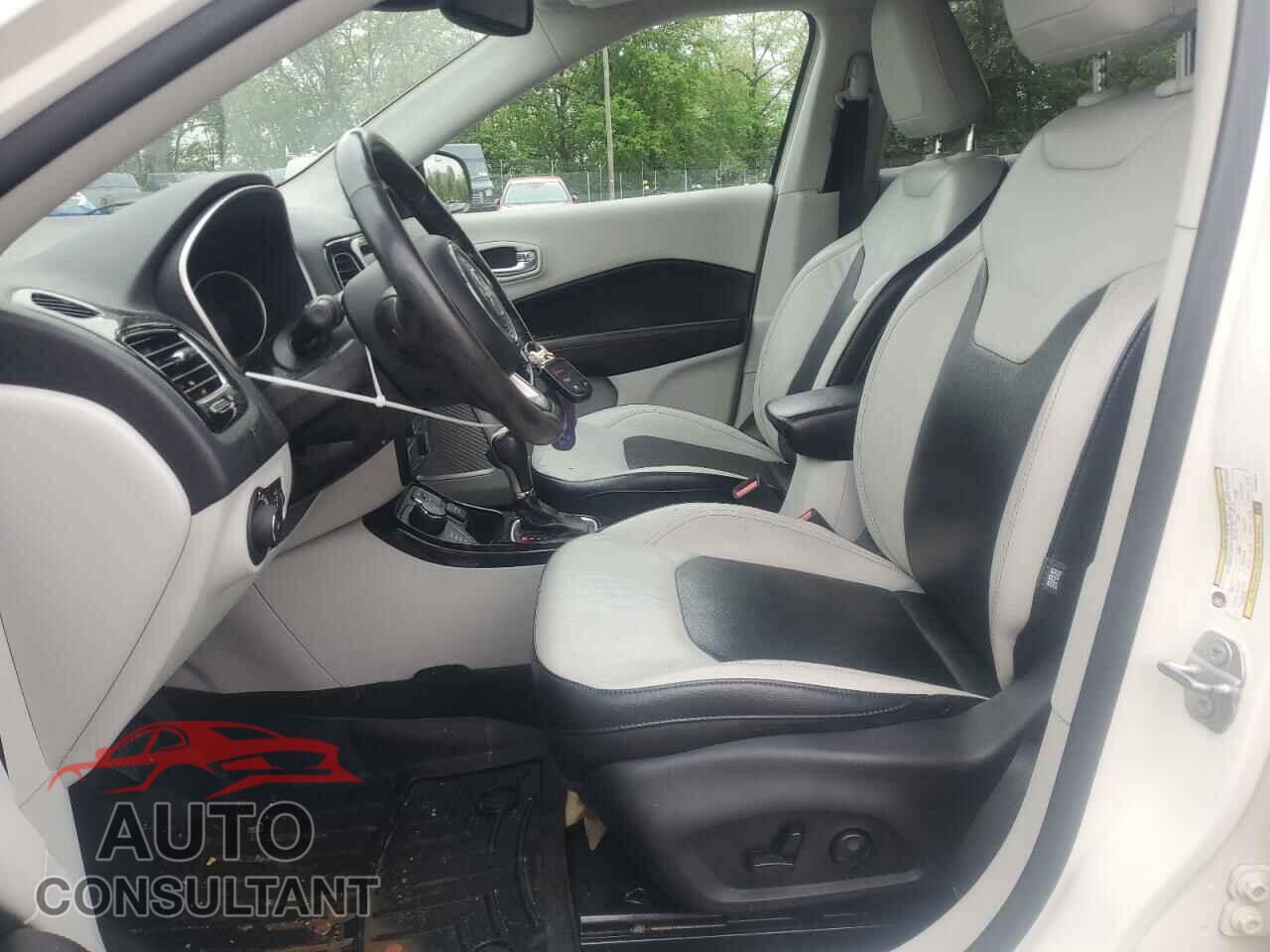 JEEP COMPASS 2020 - 3C4NJDCB1LT122011
