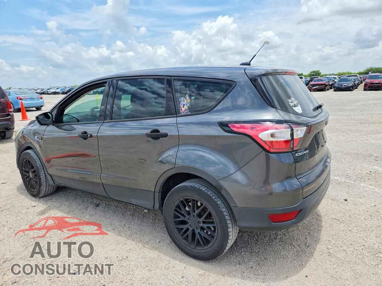 FORD ESCAPE 2017 - 1FMCU0F79HUC95105
