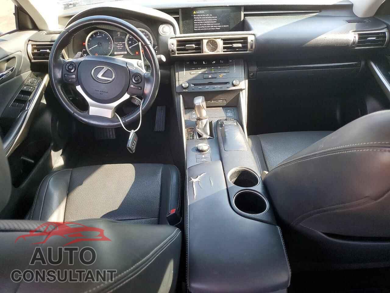 LEXUS IS 2015 - JTHBF1D27F5053779