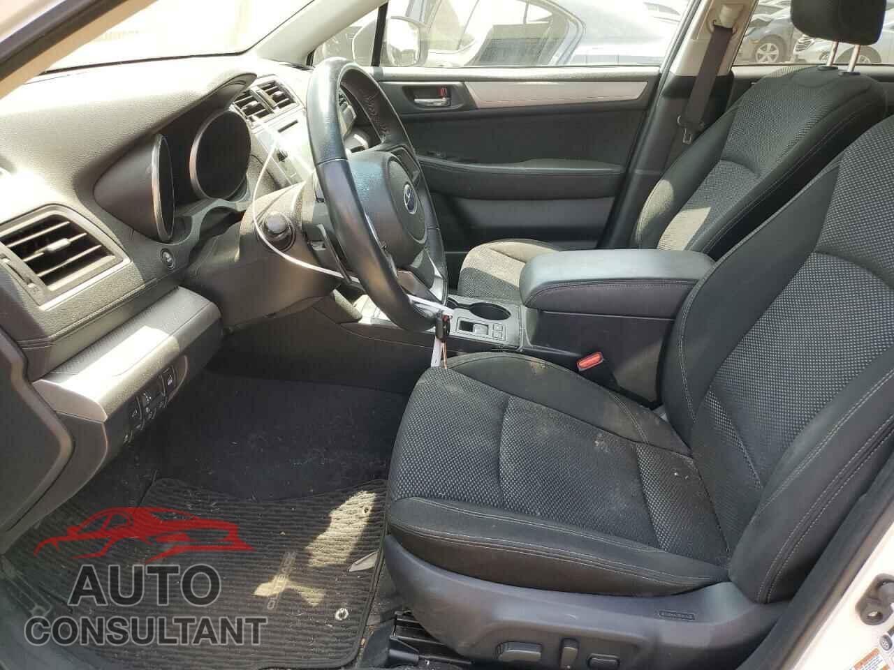 SUBARU OUTBACK 2018 - 4S4BSAFC7J3300821