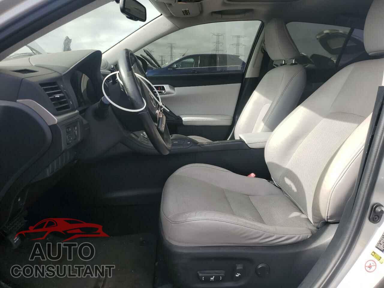 LEXUS CT 200 2012 - JTHKD5BH9C2074084