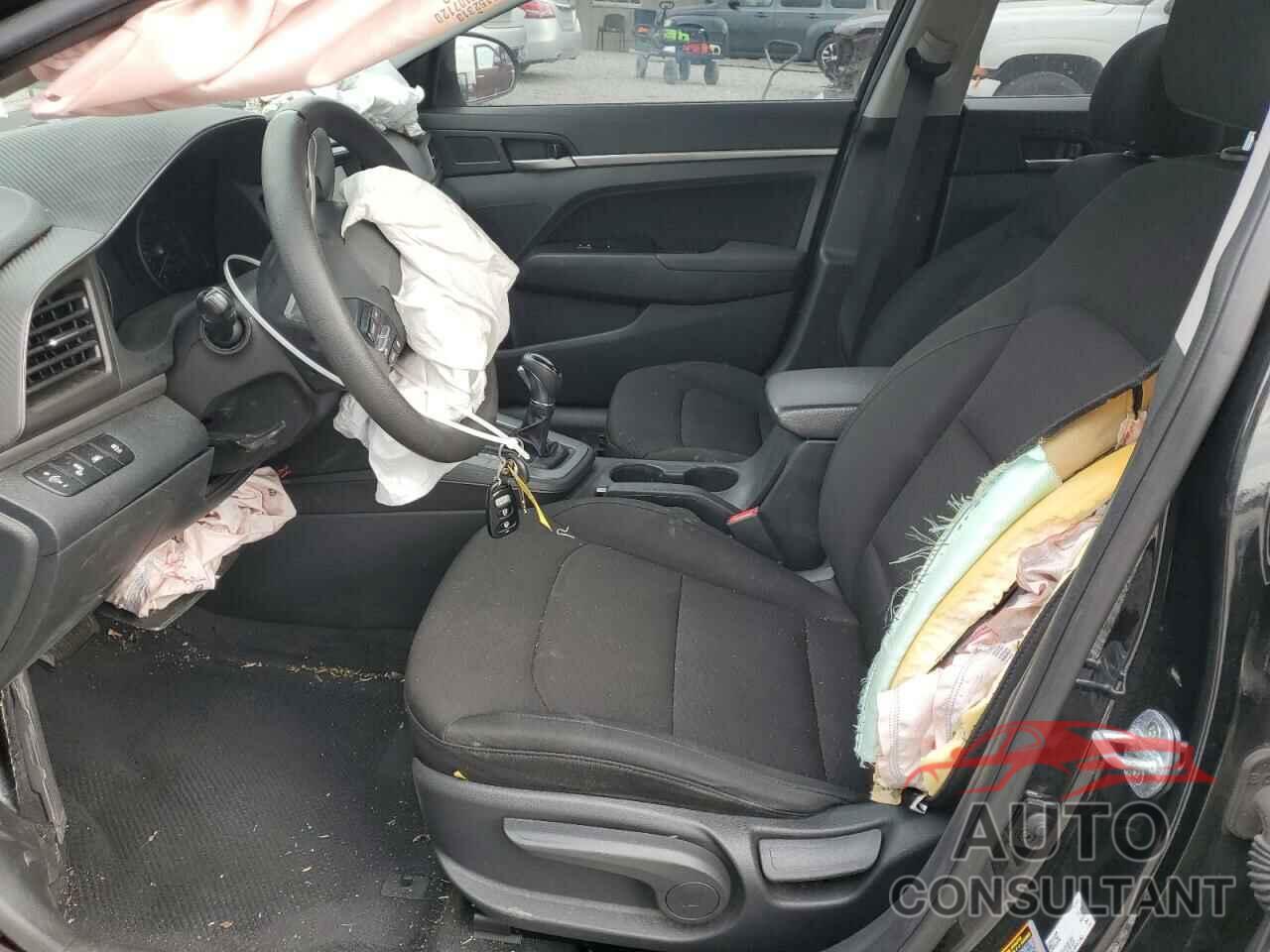 HYUNDAI ELANTRA 2020 - 5NPD84LF2LH601192