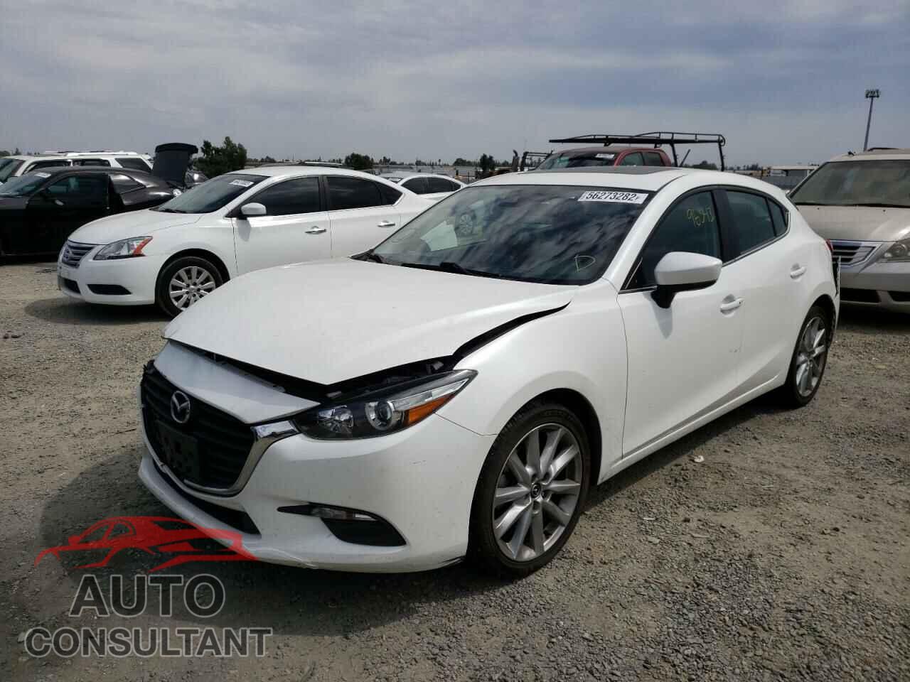 MAZDA 3 2017 - 3MZBN1L39HM148272