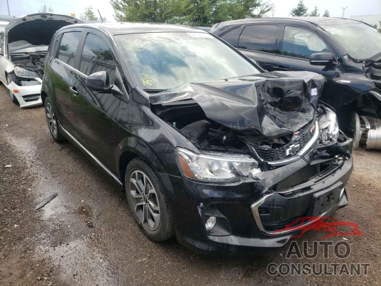 CHEVROLET SONIC 2018 - 1G1JD6SB4J4104939