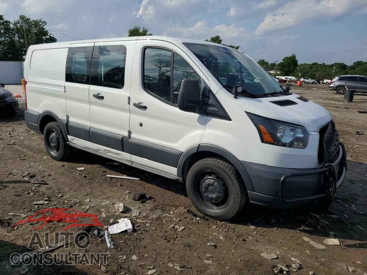 FORD TRANSIT 2015 - 1FTNE1ZM7FKA40687