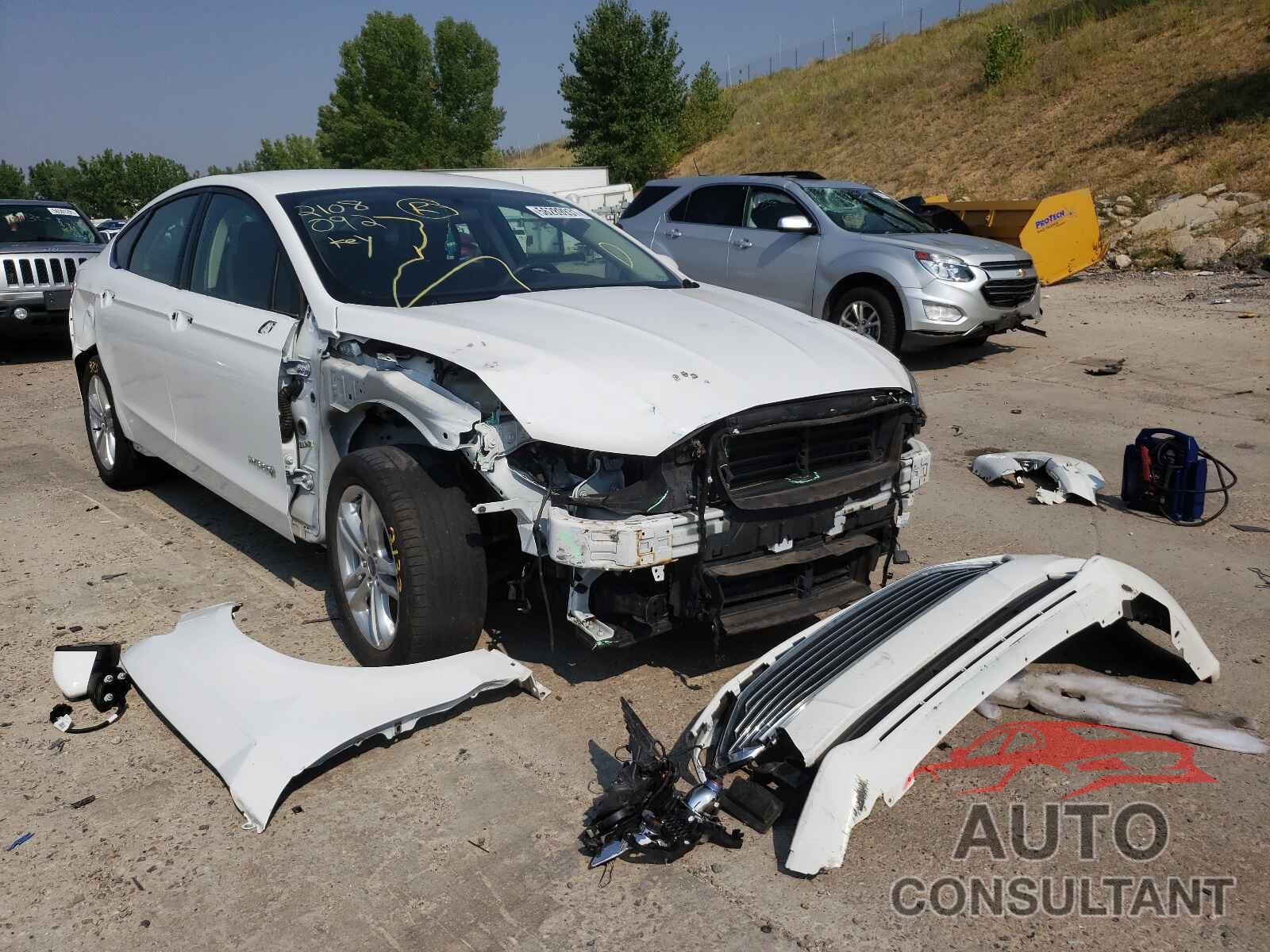 FORD FUSION 2018 - 3FA6P0LU8JR166374