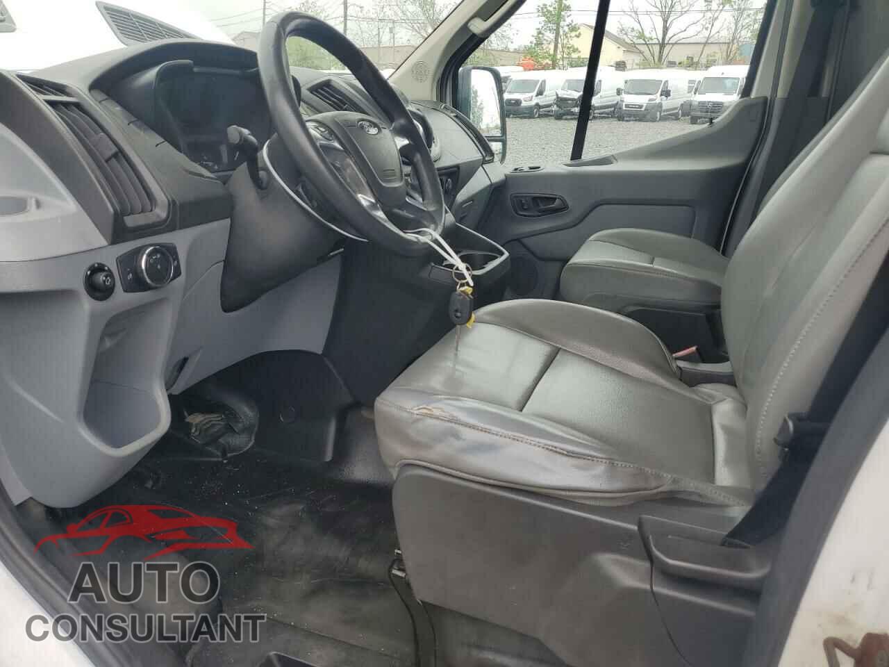 FORD TRANSIT 2015 - 1FTNR3XM8FKB23144