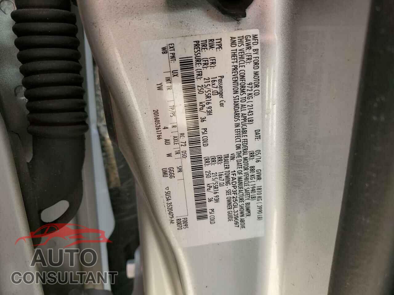 FORD FOCUS 2016 - 1FADP3F25GL339097