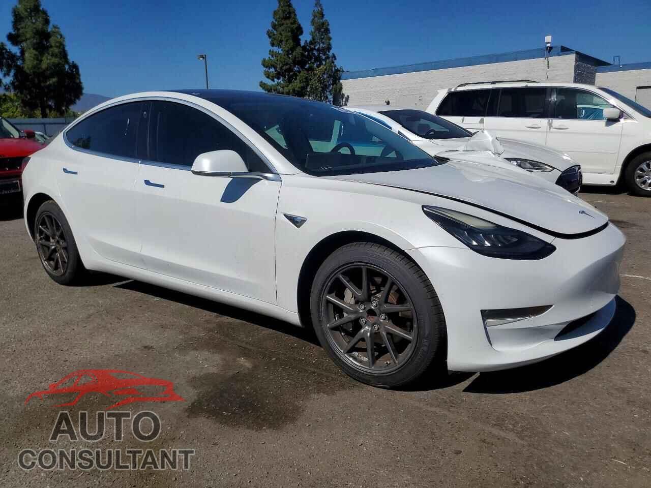 TESLA MODEL 3 2018 - 5YJ3E1EA3JF017416