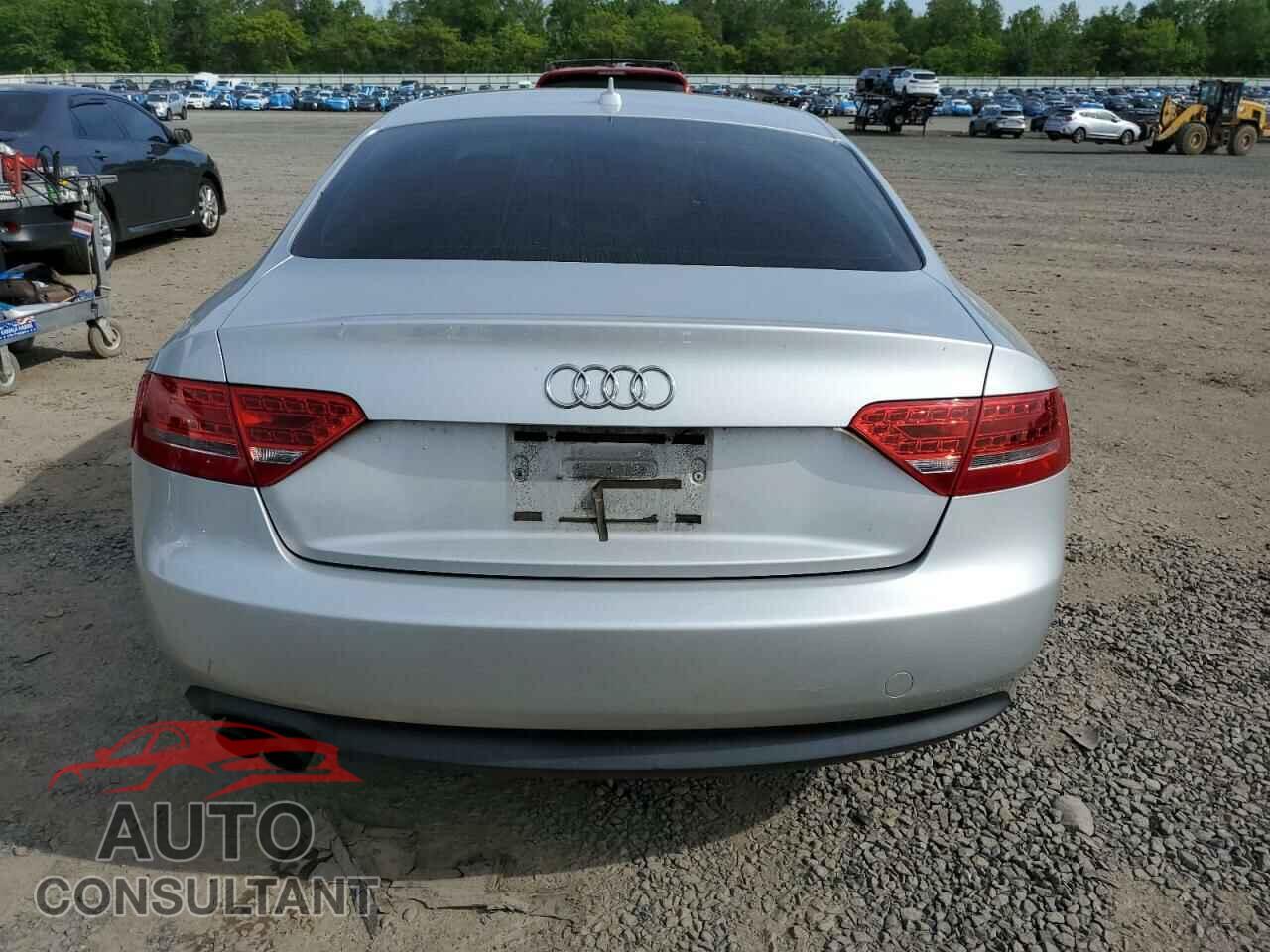 AUDI A5 2012 - WAULFAFR3CA001095