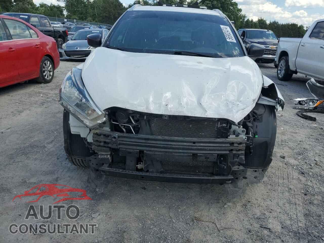 NISSAN KICKS 2019 - 3N1CP5CU3KL562763
