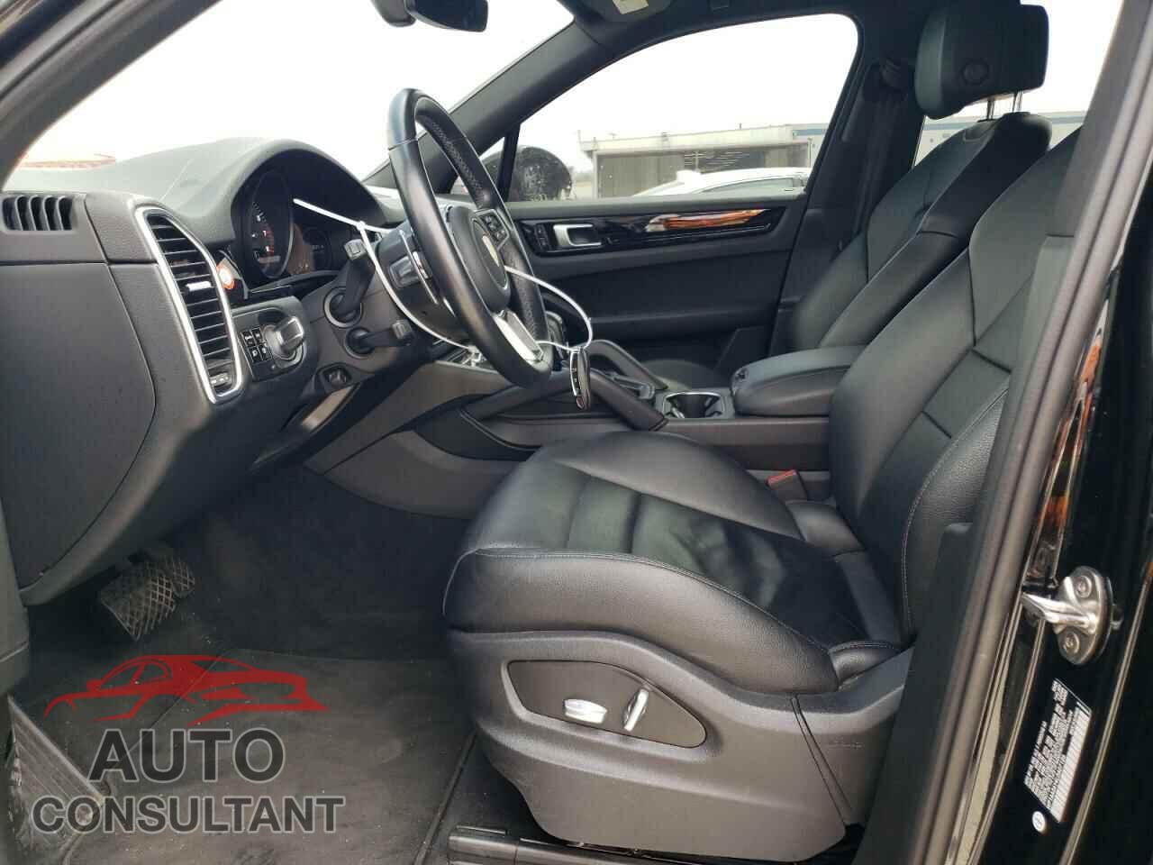 PORSCHE CAYENNE 2020 - WP1AA2AY4LDA07126