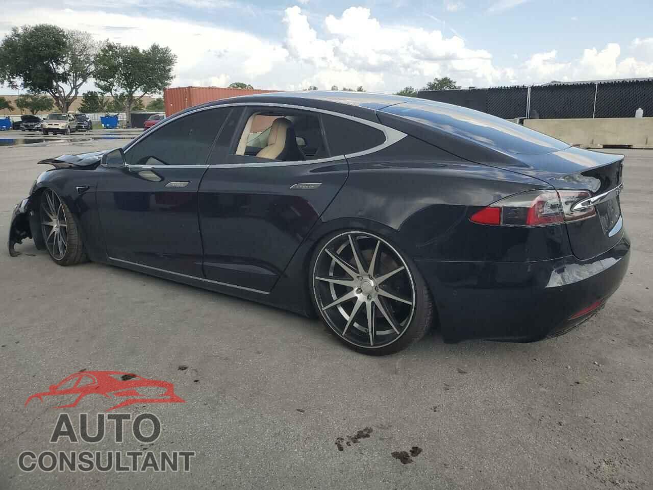 TESLA MODEL S 2017 - 5YJSA1E2XHF194670