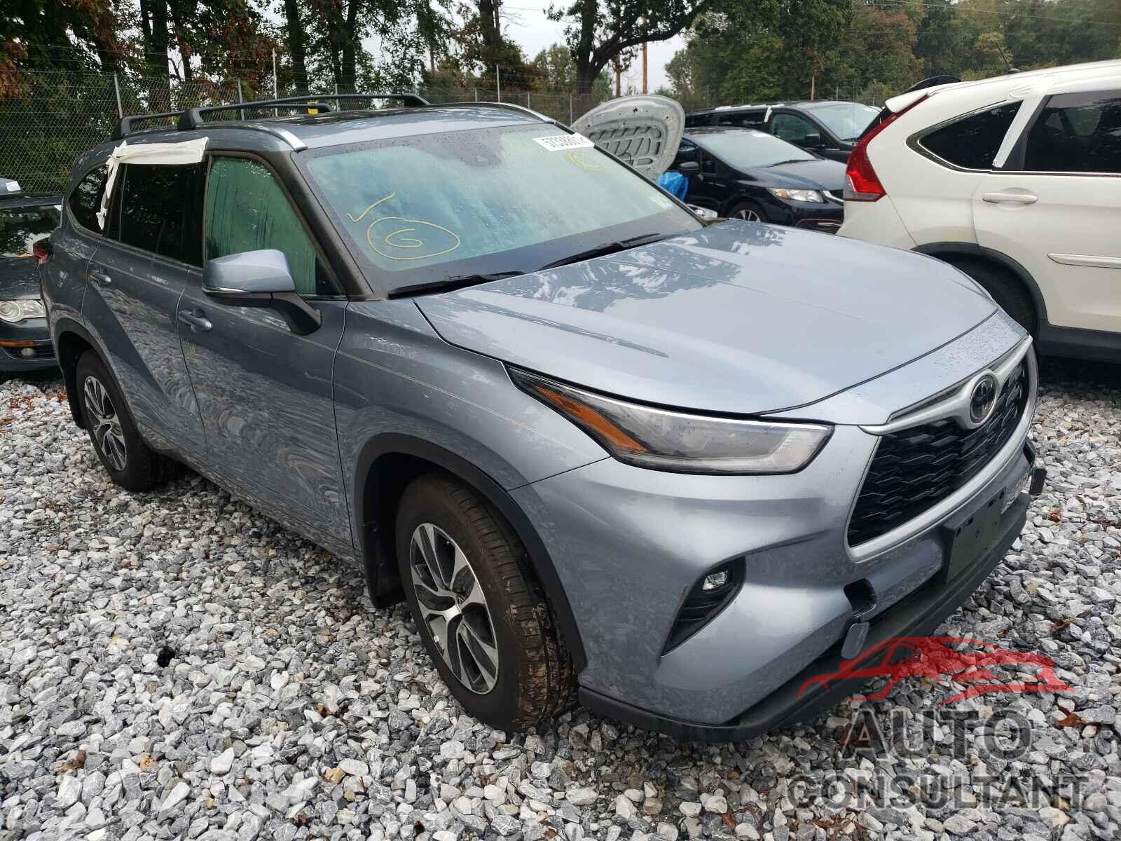 TOYOTA HIGHLANDER 2021 - 5TDGZRBH1MS107525