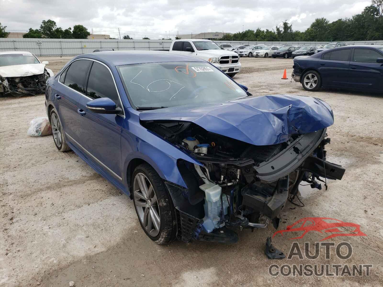 VOLKSWAGEN PASSAT 2016 - 1VWAT7A31GC052823