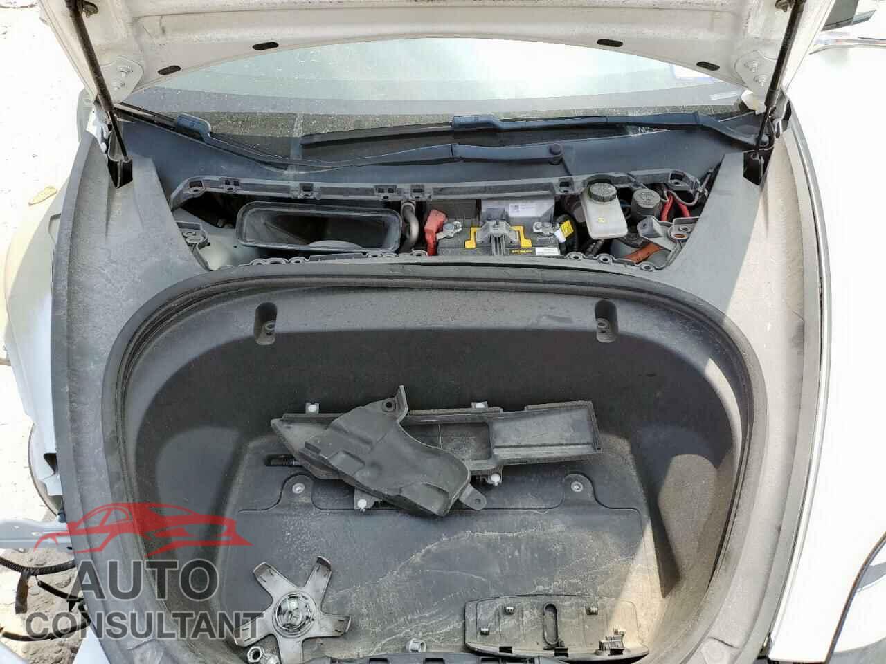 TESLA MODEL 3 2020 - 5YJ3E1EA5LF634318