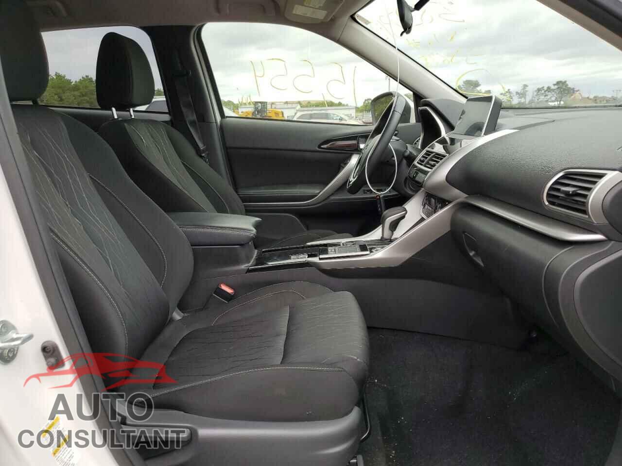 MITSUBISHI ECLIPSE 2018 - JA4AT5AA4JZ038628