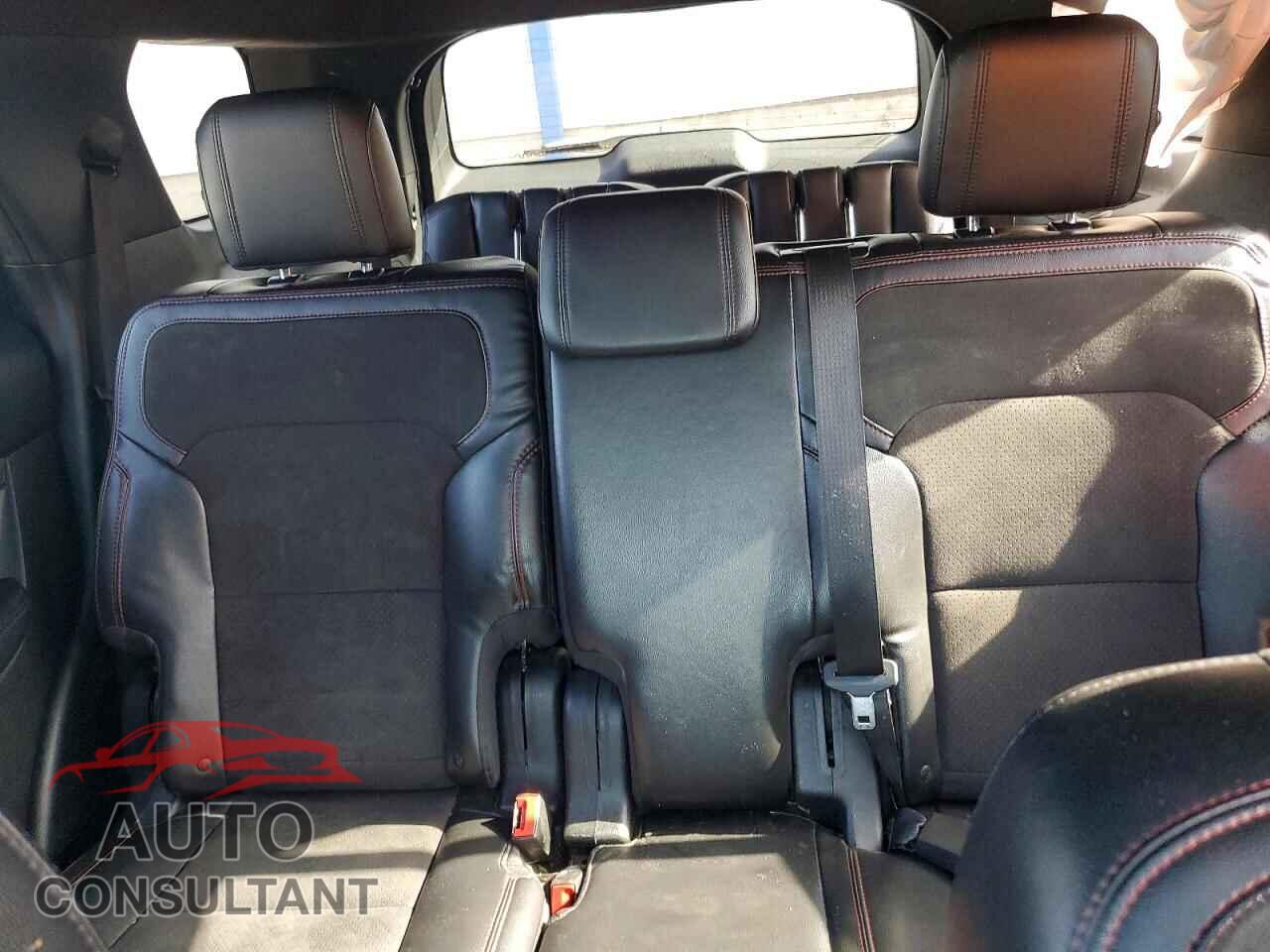 FORD EXPLORER 2018 - 1FM5K8D82JGB28744