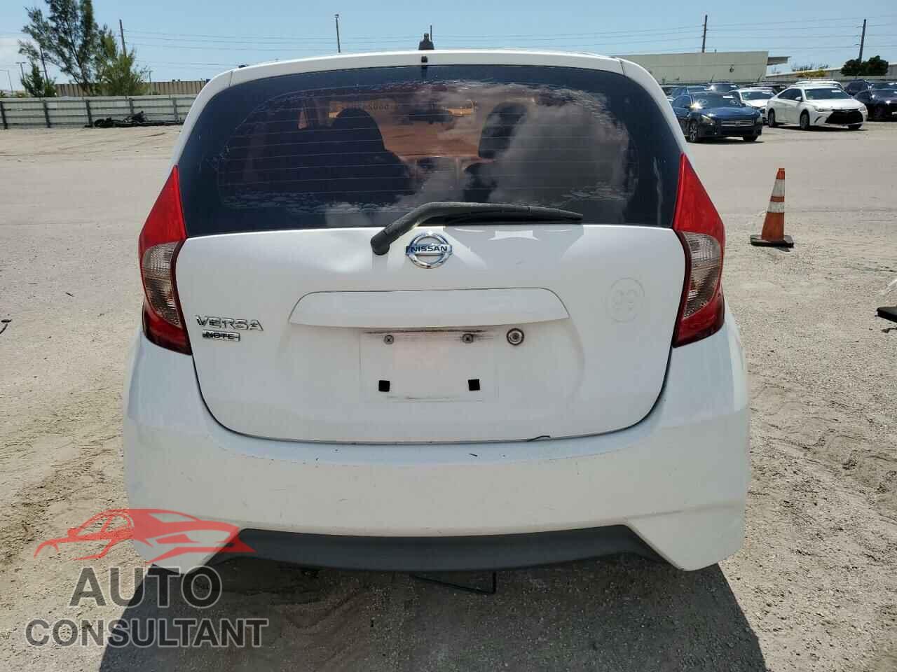 NISSAN VERSA 2017 - 3N1CE2CP3HL360531