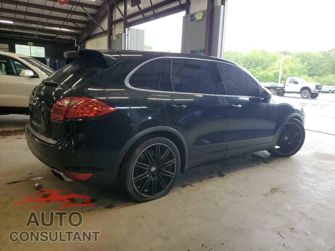PORSCHE CAYENNE 2012 - WP1AC2A24CLA81660