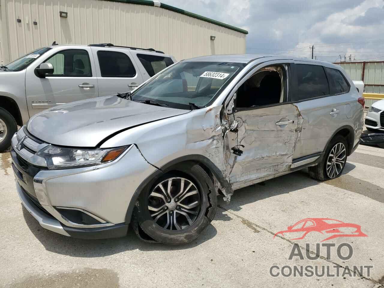 MITSUBISHI OUTLANDER 2018 - JA4AD2A33JJ000903