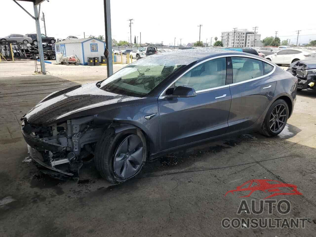 TESLA MODEL 3 2019 - 5YJ3E1EB1KF450355